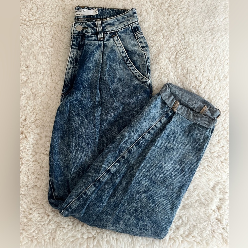 Garage 80s Mom Jean Acid Wash